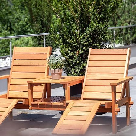 Apparthotel Feldhof - Living And Bistro Nova Ponente Bagian luar foto