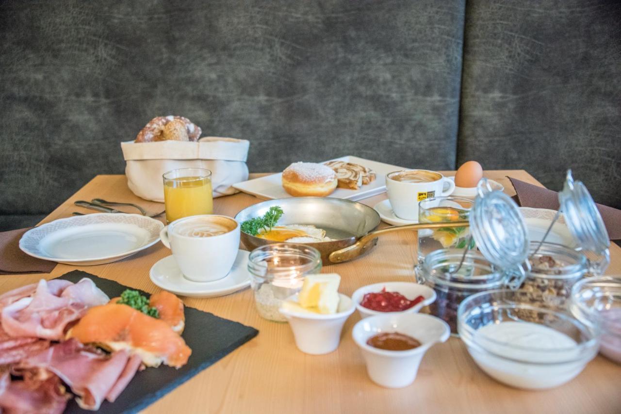 Apparthotel Feldhof - Living And Bistro Nova Ponente Bagian luar foto