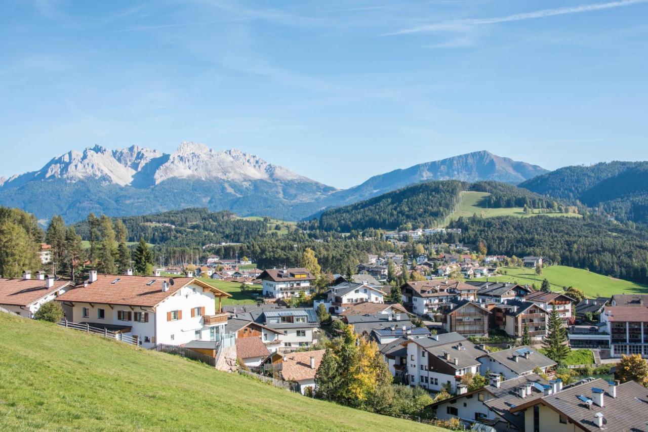 Apparthotel Feldhof - Living And Bistro Nova Ponente Bagian luar foto