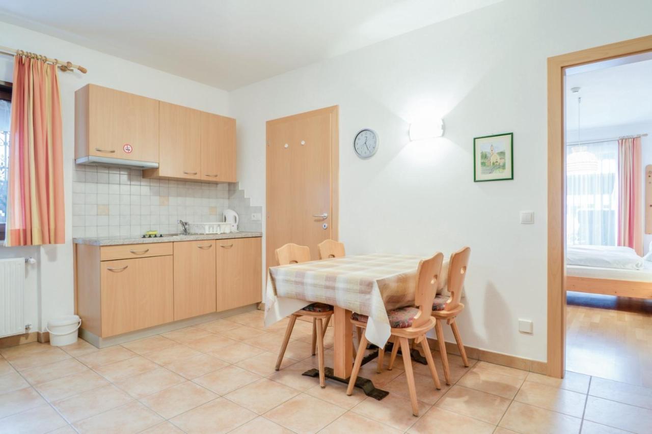 Apparthotel Feldhof - Living And Bistro Nova Ponente Bagian luar foto